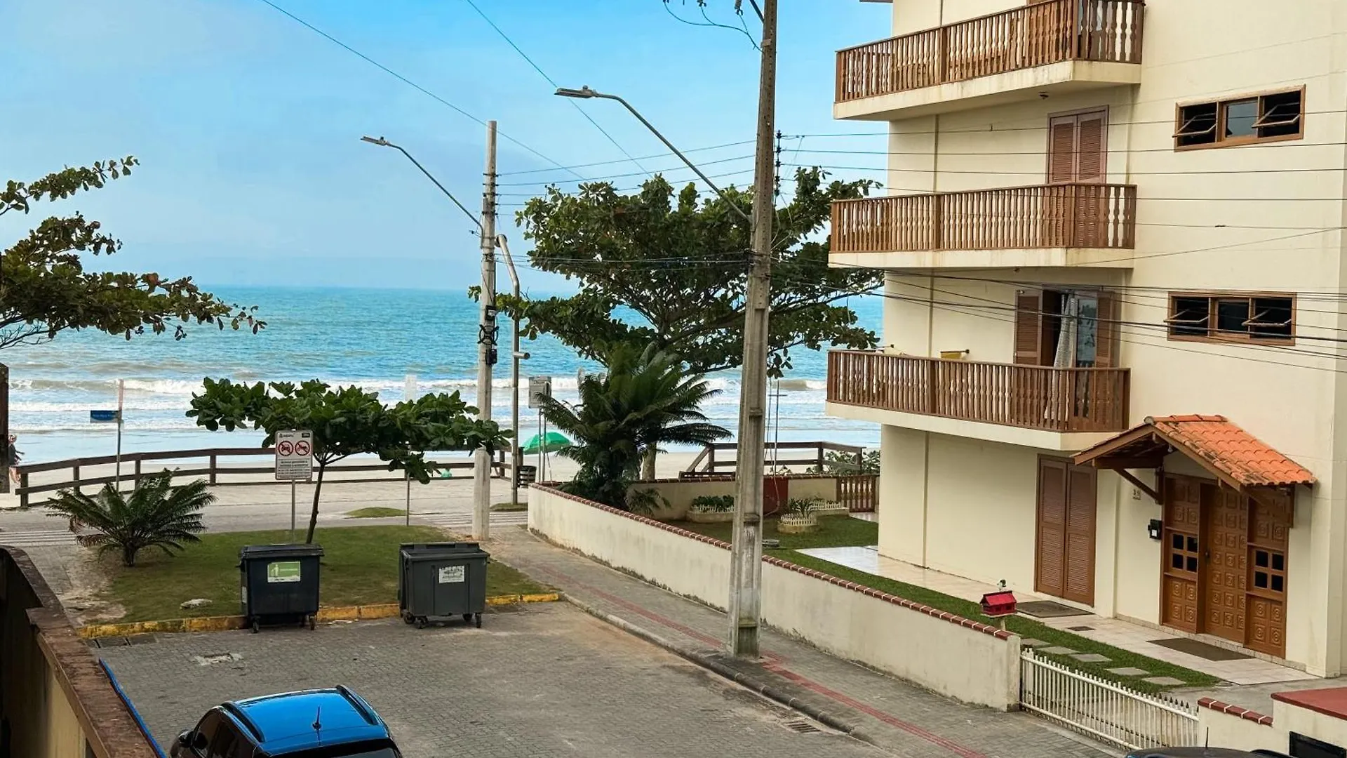 Pe Na Areia 30 Passos Do Mar Apto 101 ايتابيما